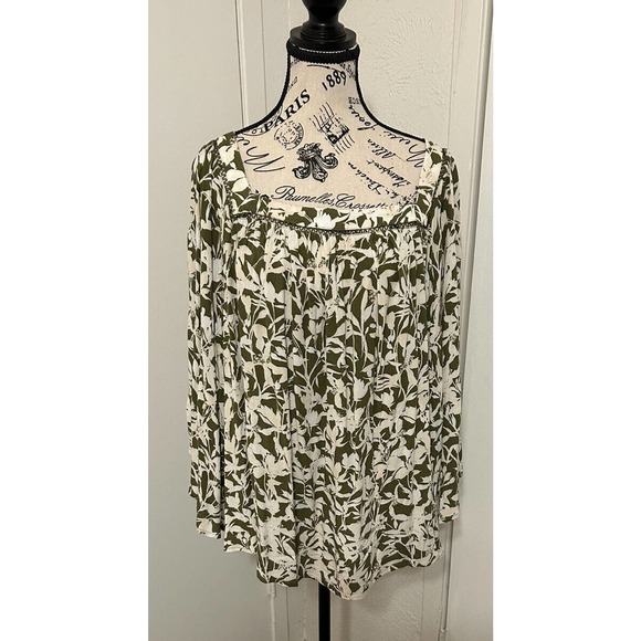 Lane Bryant Short Sleeve Square Neck Trimmed Circle Top 18/20 - Green Floral - Picture 1 of 10